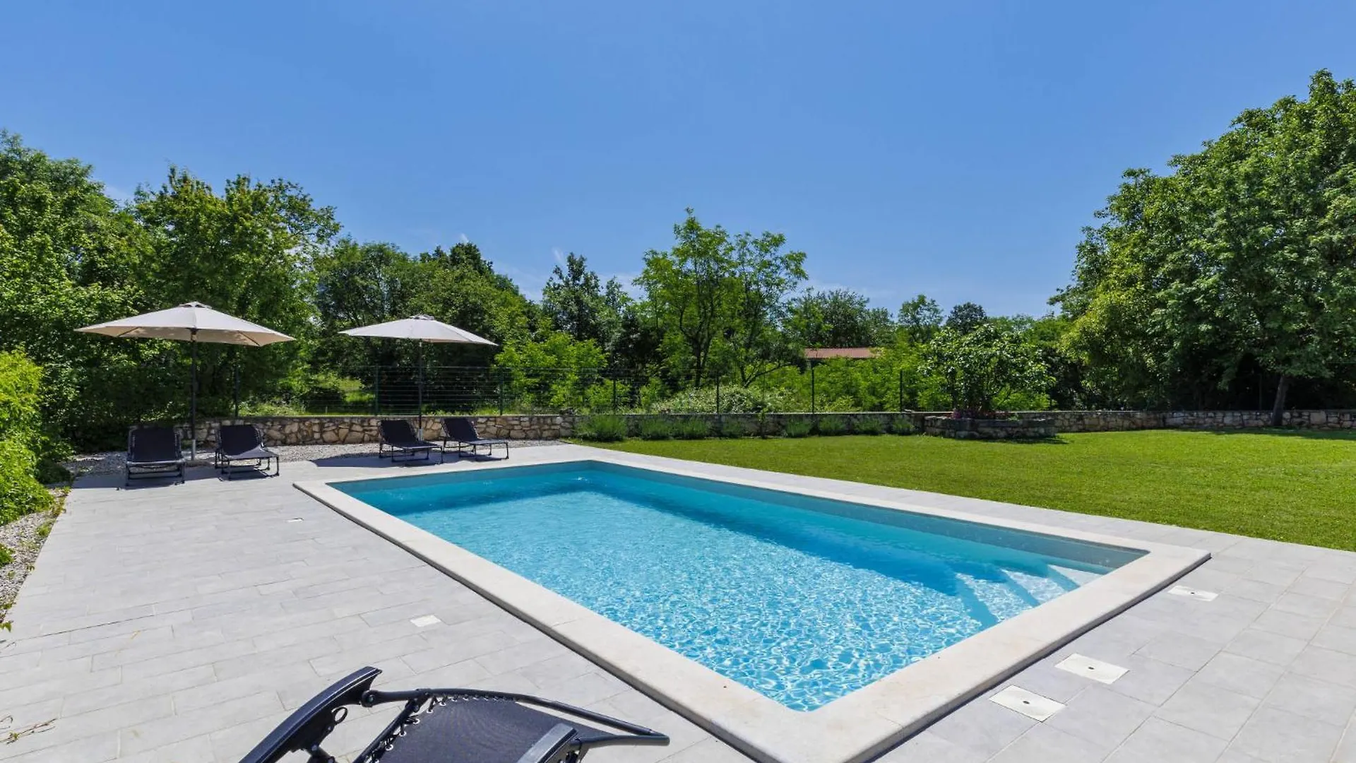 Holiday Home Old Stone Villa By Interhome Nedescina
